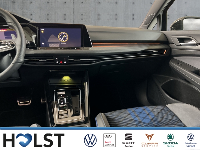 Golf R VIII Black Style IQ 19 Matrix Kessy DCC