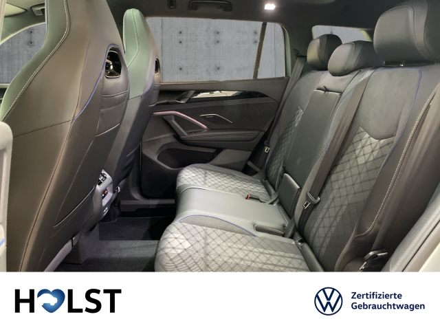 Tayron 1.5TSI DSG eHybrid R-Line IQ.DRIVE AHK HUD IDA