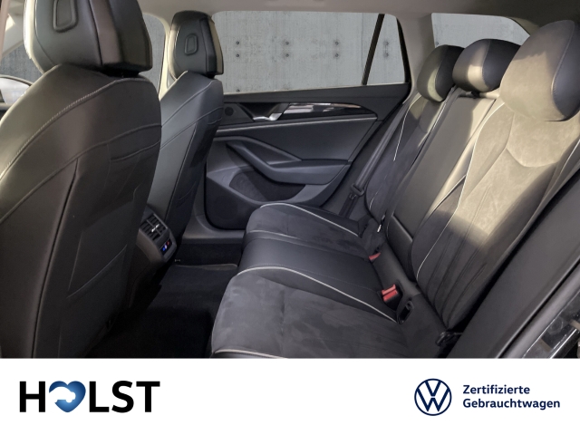 Passat 1.5TSI eHybrid DSG Business AHK GJR ACC LenkrHZ