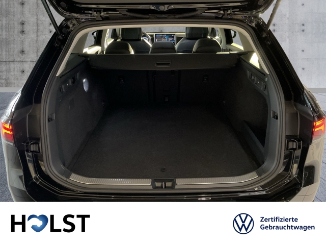 Passat 1.5TSI eHybrid DSG Business AHK GJR ACC LenkrHZ