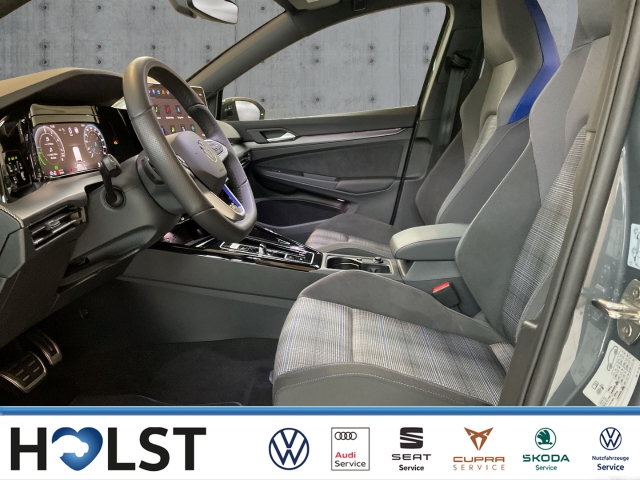 Golf VIII 1.5TSI eHybrid GTE AHK DCC Matrix 18''