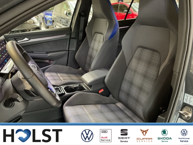 Golf VIII 1.5TSI eHybrid GTE AHK DCC Matrix 18''