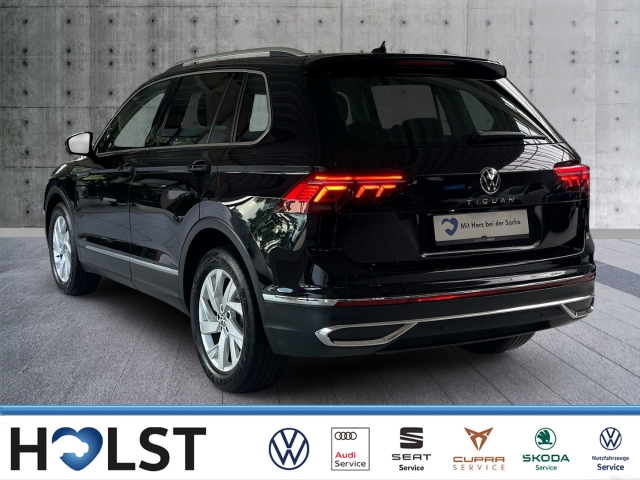 Tiguan 2.0TDI Elegance AHK Pano Kamera Matrix-LED