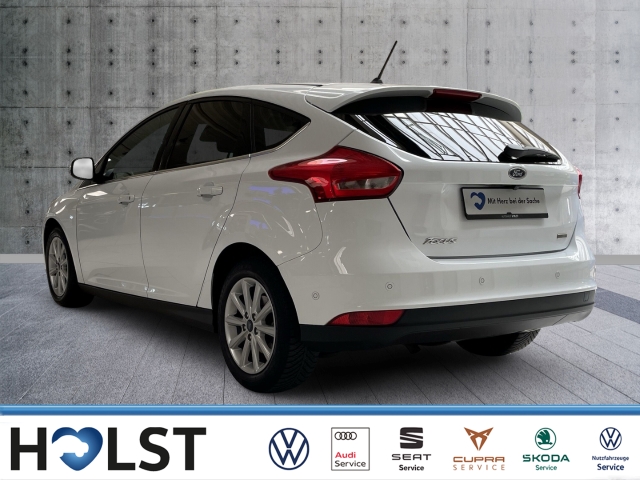 Focus 1.0 EcoBoost Titanium Kamera LED
