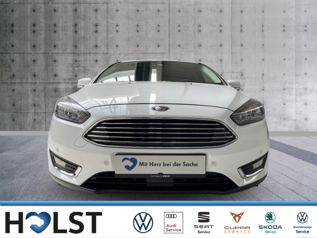 Focus 1.0 EcoBoost Titanium Kamera LED