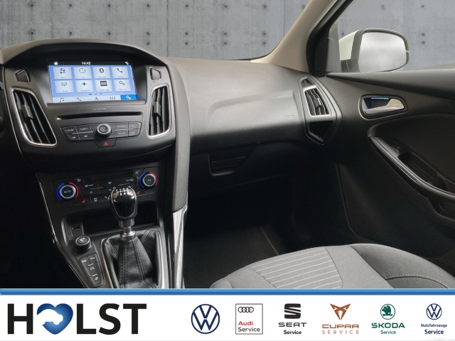 Focus 1.0 EcoBoost Titanium Kamera LED